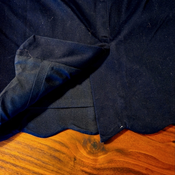 J. Crew scallop-edge pencil skirt (NWT) 🛍 HP 🛍 - Picture 6 of 6